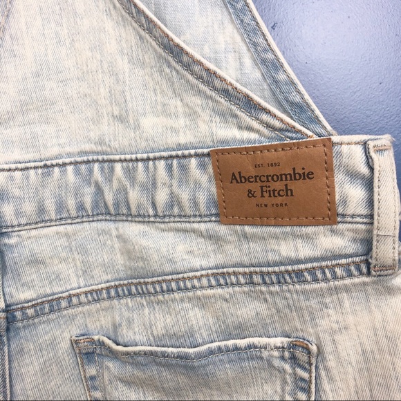 Abercrombie & Fitch Overalls Light Wash Shorts - Picture 6 of 8